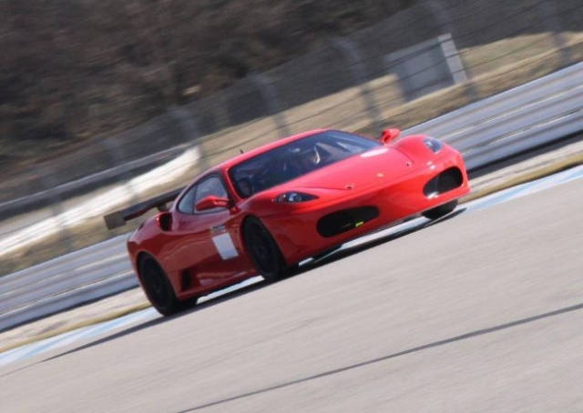  拉奎斯的法拉利驾驶课程 